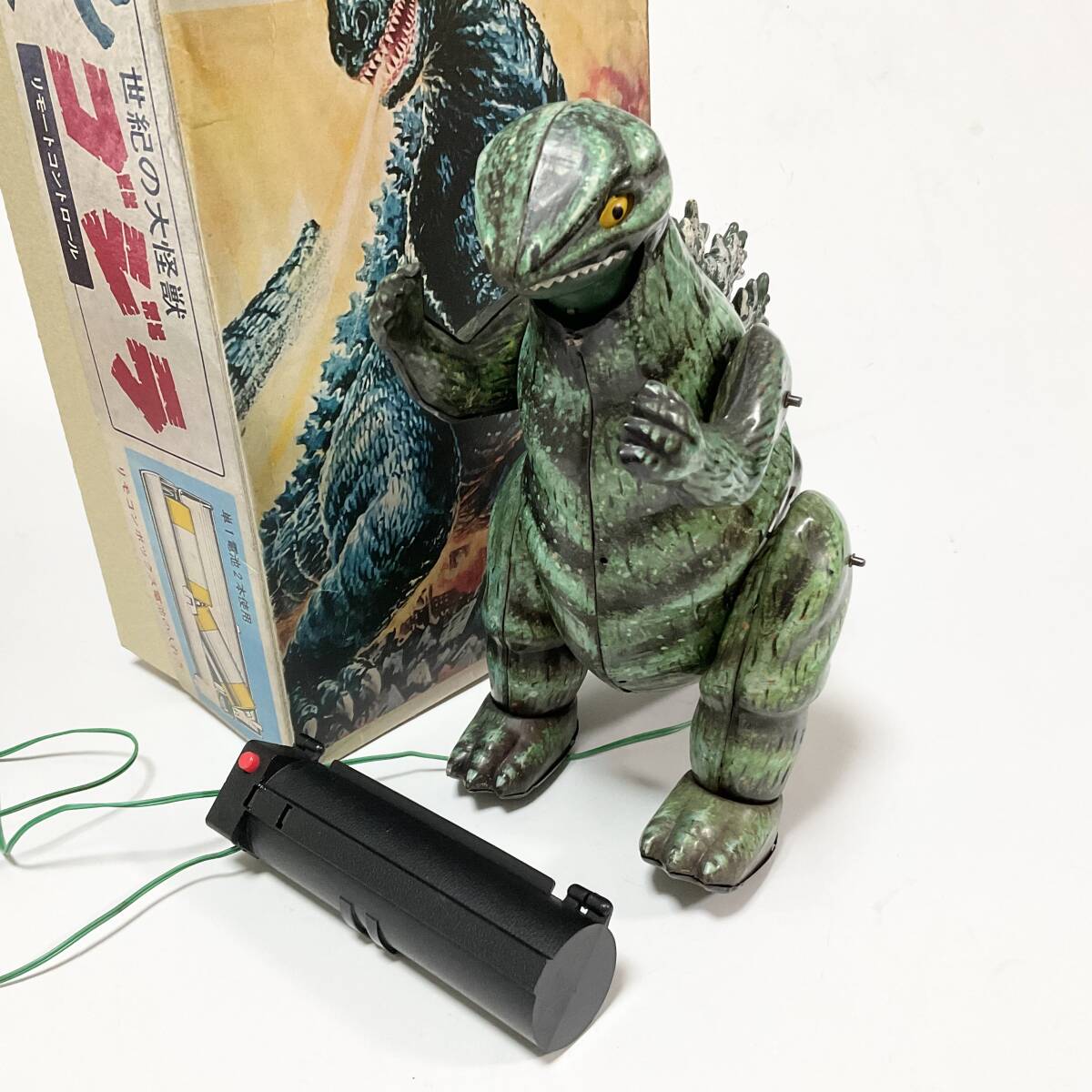 Yahoo!オークション - ゴジラ GODZILLA ブルマァク 初期マーク Yahoo!オークション - ゴジラ GODZILLA ブルマァク 初期マーク