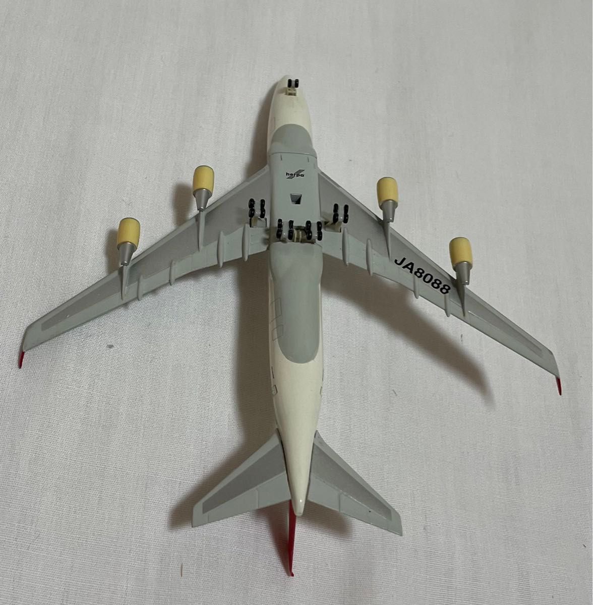 helpa 飛行機模型 JA8088 JAL 日本航空 ヘルパ ボーイング helpa 飛行機模型 JA8088 JAL 日本航空 ヘルパ ボーイング