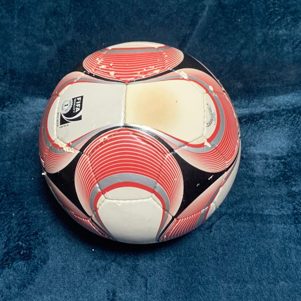 空気漏れあり アディダス チームガイストⅡ サッカーボール 空気漏れあり アディダス チームガイストⅡ サッカーボール