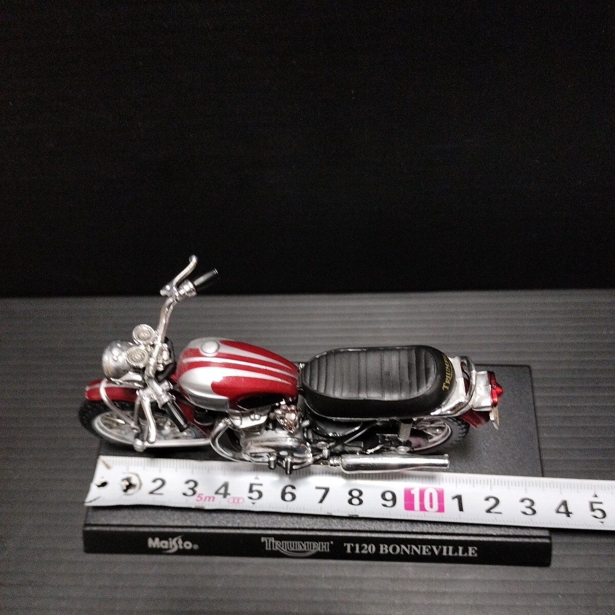 Maisto「1/18 TRIUMPH T120 BONNEVILLE」トライアンフ マイスト Maisto「1/18 TRIUMPH T120 BONNEVILLE」トライアンフ マイスト