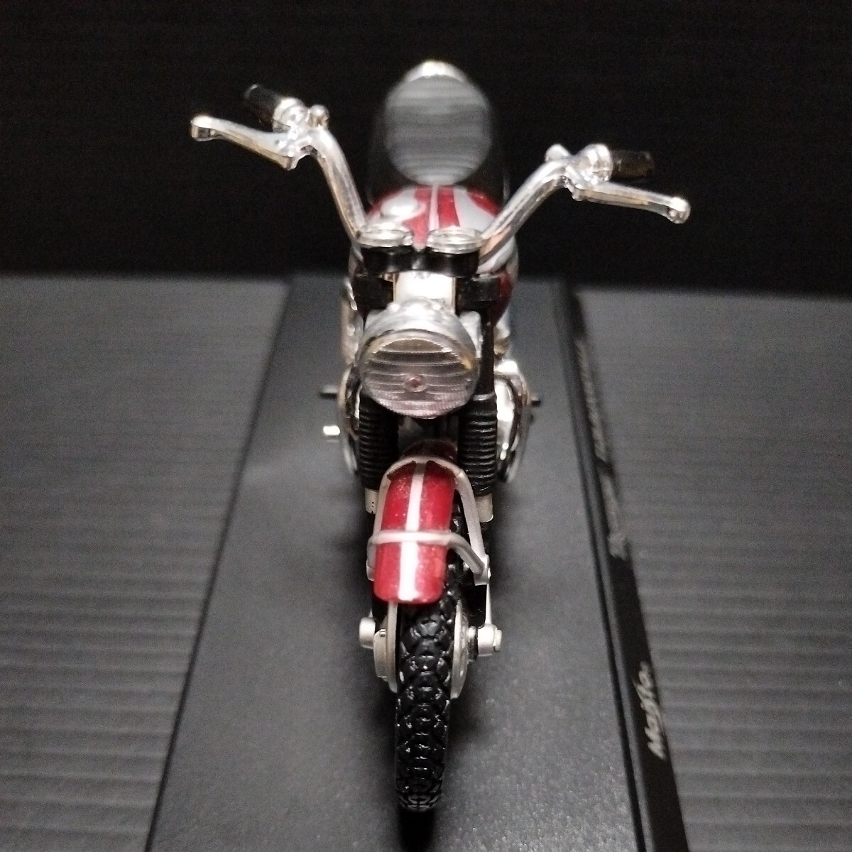 Maisto「1/18 TRIUMPH T120 BONNEVILLE」トライアンフ マイスト Maisto「1/18 TRIUMPH T120 BONNEVILLE」トライアンフ マイスト