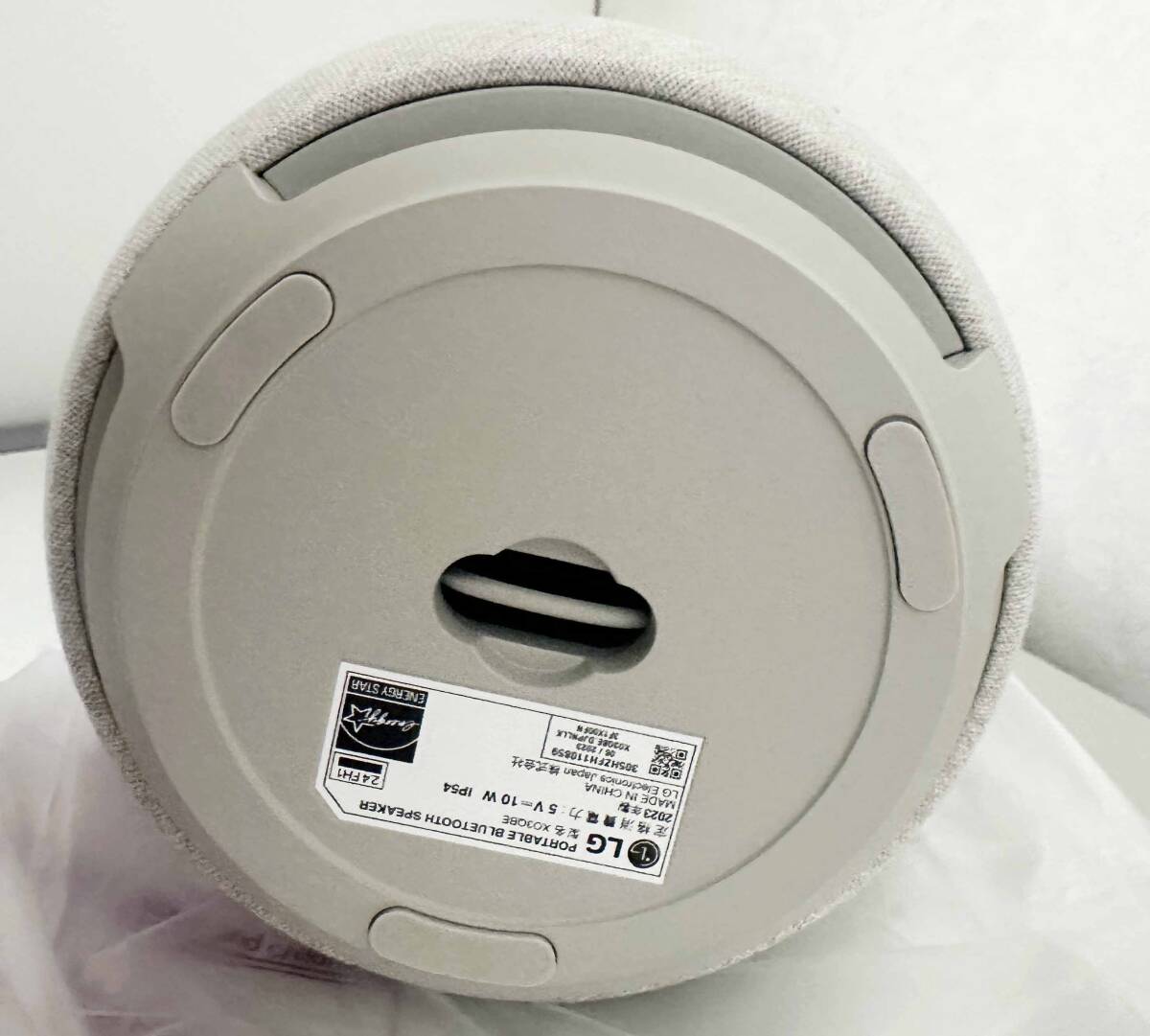 展示品 LG ワイヤレス ポータブル スピーカー XBOOM 360 XO3 QBE 展示品 LG ワイヤレス ポータブル スピーカー XBOOM 360 XO3 QBE