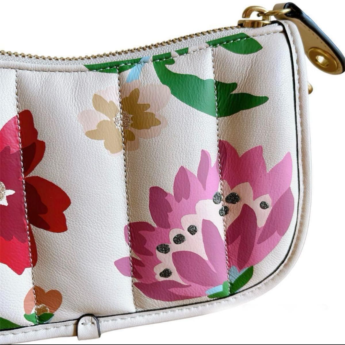 COACH コーチ coach 花柄 ミニ バッグ チェーン 小物入れ COACH コーチ coach 花柄 ミニ バッグ チェーン 小物入れ