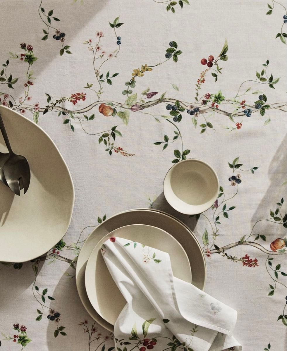 新品 ZARA HOME ザラホーム フラワー プリント コットン 新品 ZARA HOME ザラホーム フラワー プリント コットン