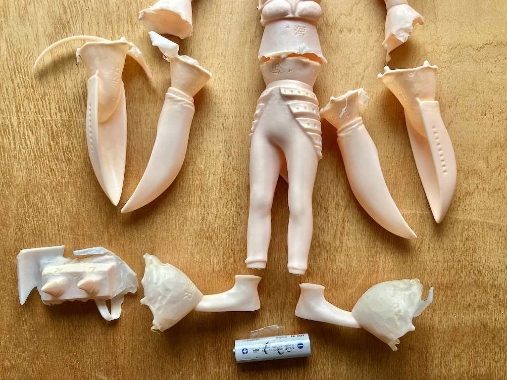 海洋堂 バルタン星人 ソフビキット テストショット 肌色 1/200 海洋堂 バルタン星人 ソフビキット テストショット 肌色 1/200