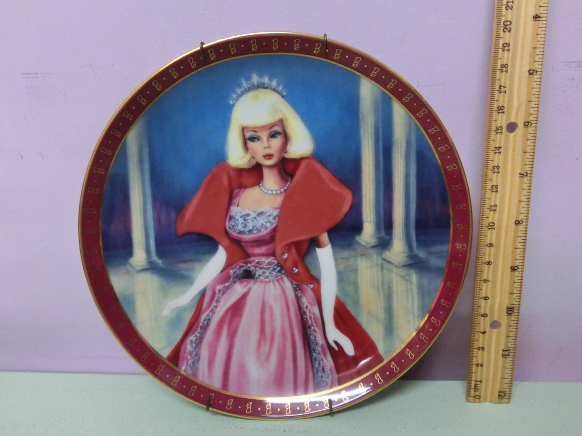  Barbie 1993 Vintage . тарелка ограничение украшение plate орнамент . тарелка 60s иллюстрации керамика Barbie Vintage интерьер фигурка кукла 
