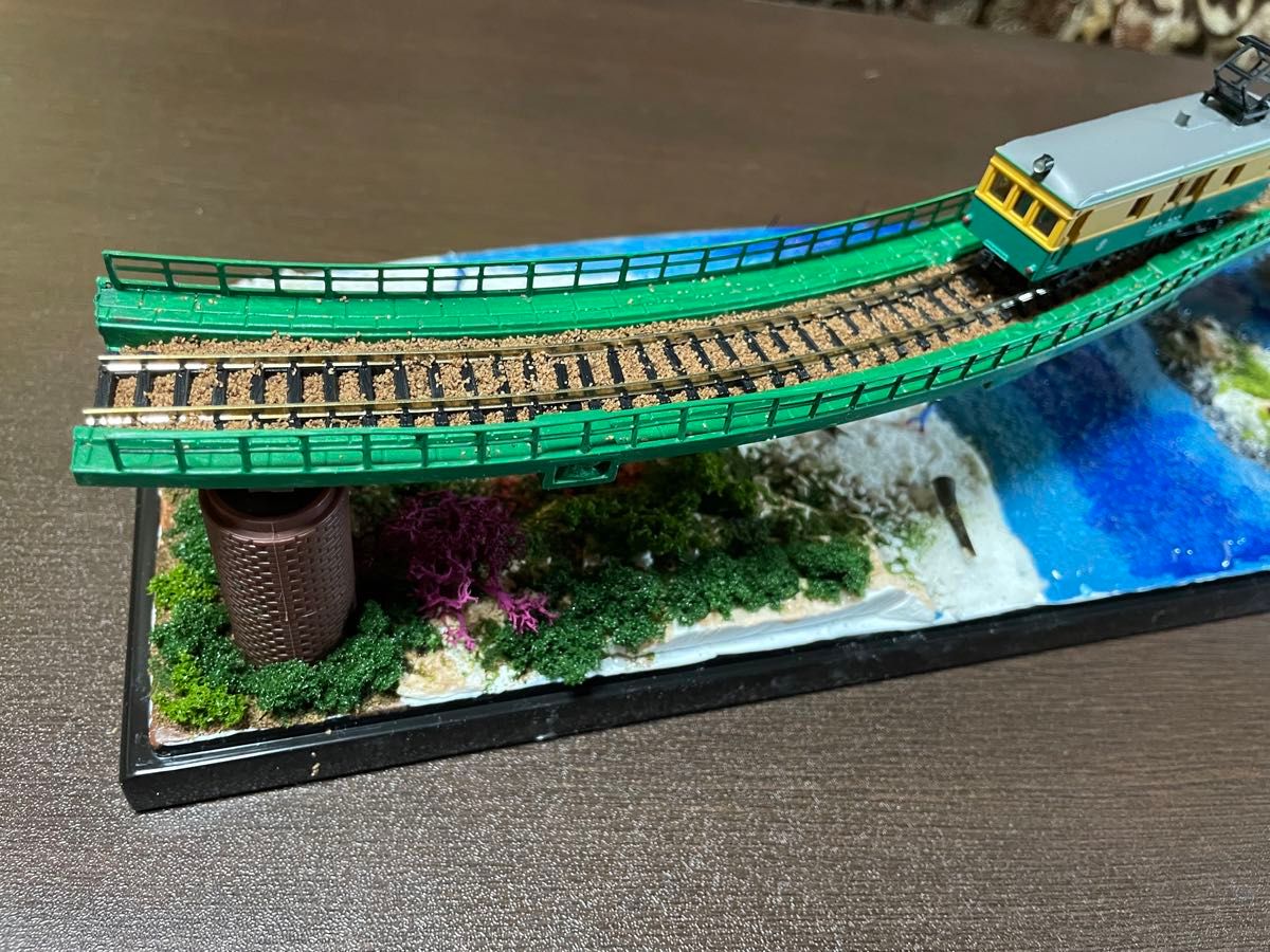鉄道ジオラマ(海辺の高架橋)Nゲージ展示台 日本の鉄道風景 鉄道ジオラマ(海辺の高架橋)Nゲージ展示台 日本の鉄道風景