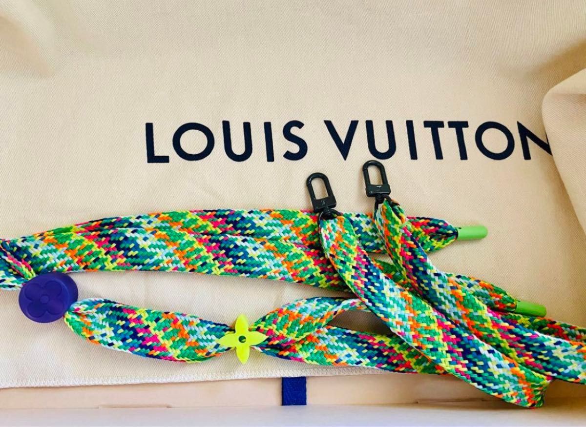極美品】ルイ・ヴィトン シャポーLV プレイ モノグラム 価格 161 極美品】ルイ・ヴィトン シャポーLV プレイ モノグラム 価格 161