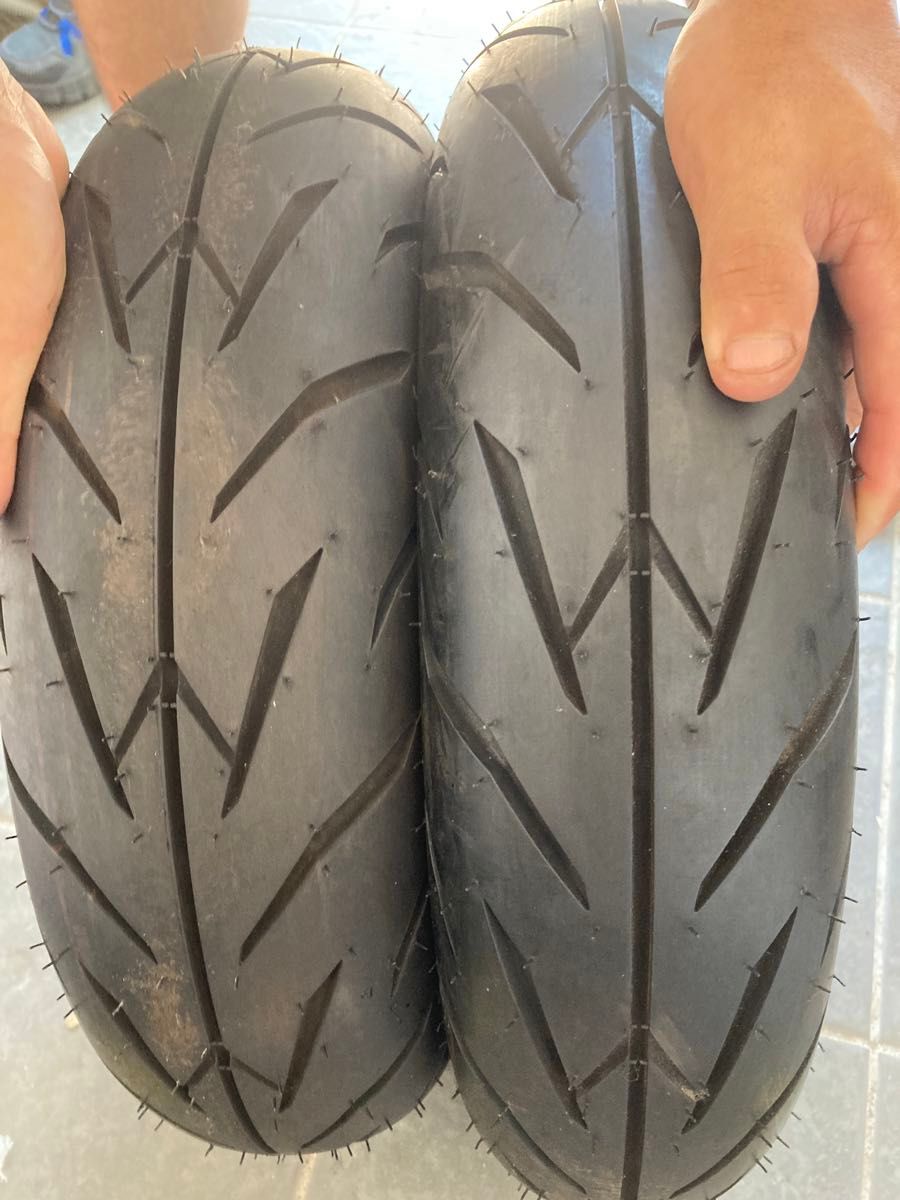 新車外し グロム 純正 タイヤ IRC NR77 120/70-12 130/70-12 新車外し グロム 純正 タイヤ IRC NR77 120/70-12 130/70-12