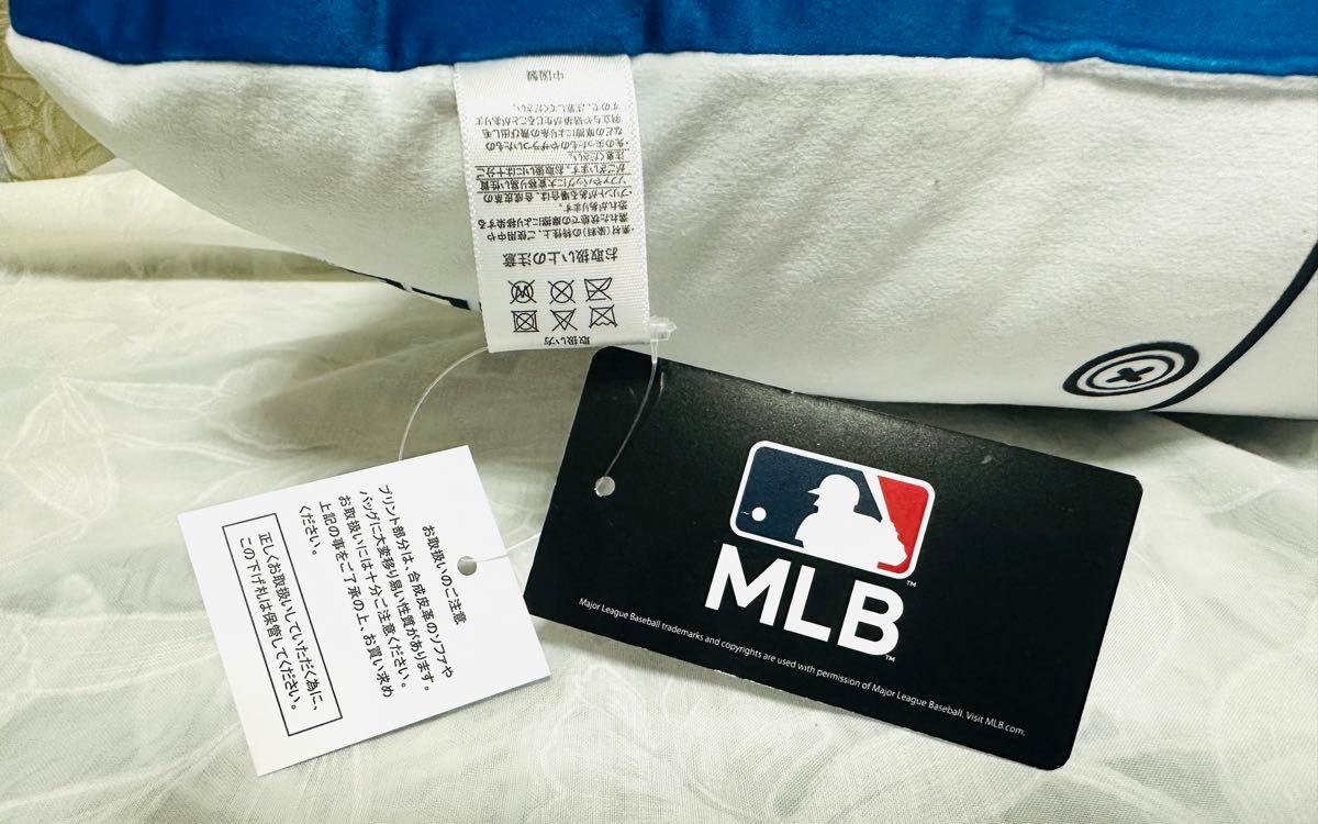 新品 MLB ドジャース クッション インテリア 大谷翔平 山本由伸 新品 MLB ドジャース クッション インテリア 大谷翔平 山本由伸