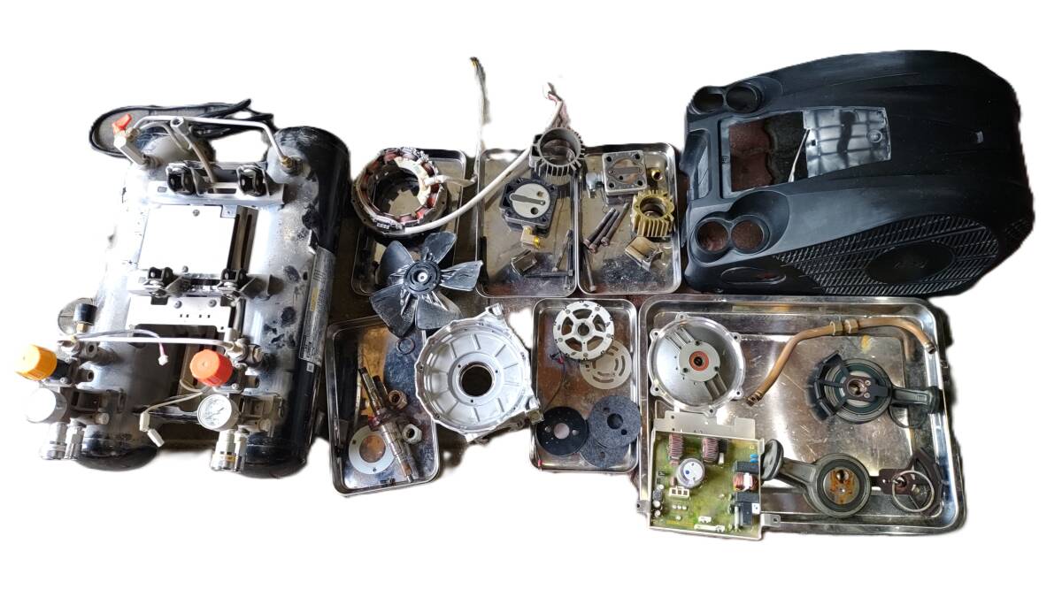 モーター軸受けベアリング交換済 マックスAK-HL1270E高圧/常圧 モーター軸受けベアリング交換済 マックスAK-HL1270E高圧/常圧