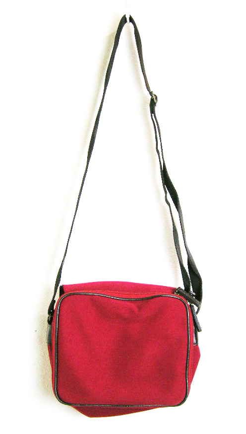 #ELLE de ELLE[ L ] red × tea shoulder bag #