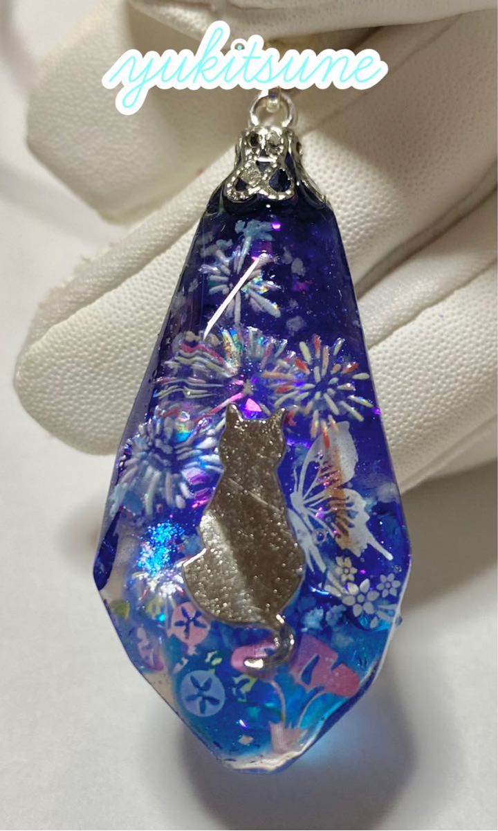 No 167】ハンドメイド 花火と猫 夏祭り 花火 ネックレス No 167】ハンドメイド 花火と猫 夏祭り 花火 ネックレス