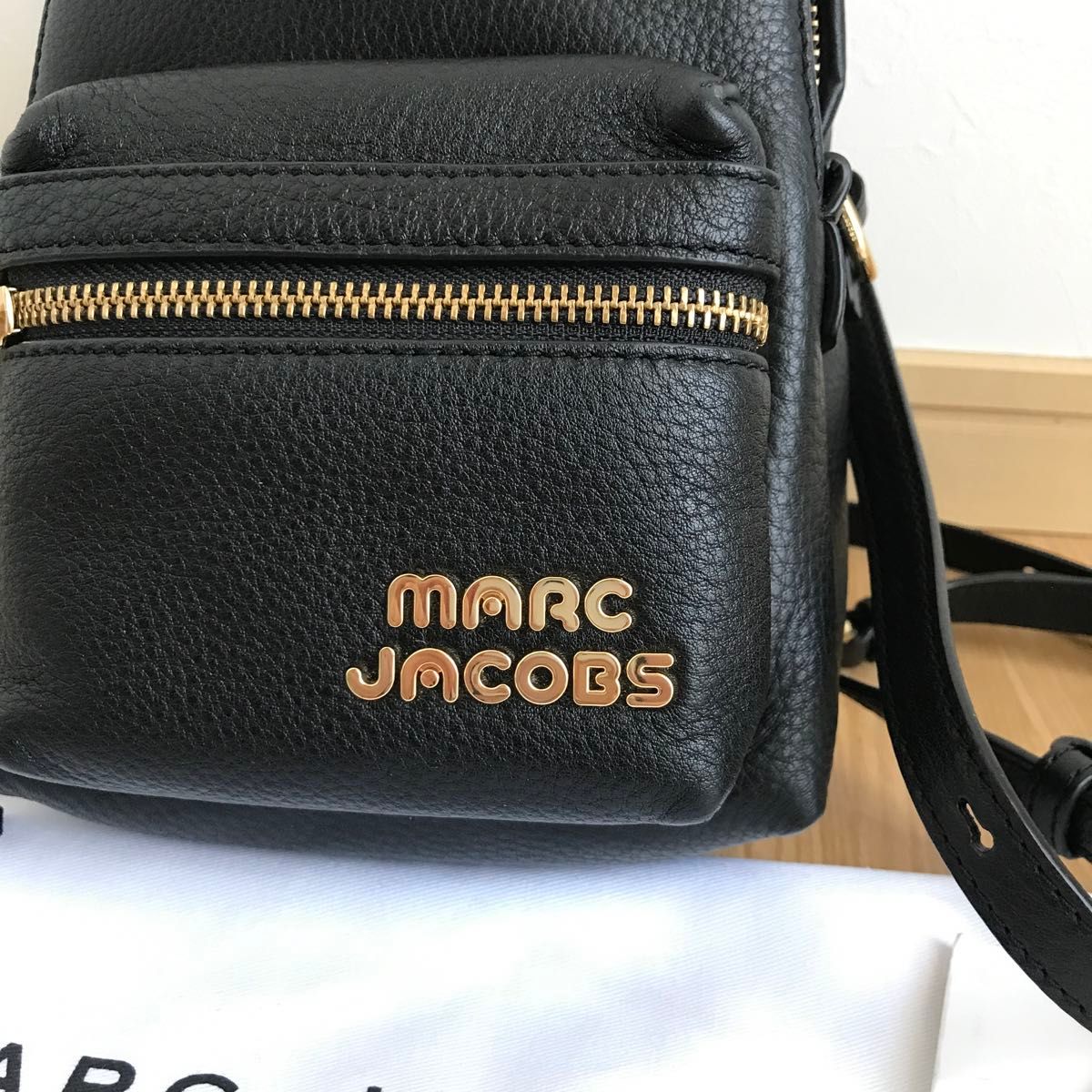 新品未使用 マークジェイコブス 2WAY レザー ミニリュック 新品未使用 マークジェイコブス 2WAY レザー ミニリュック