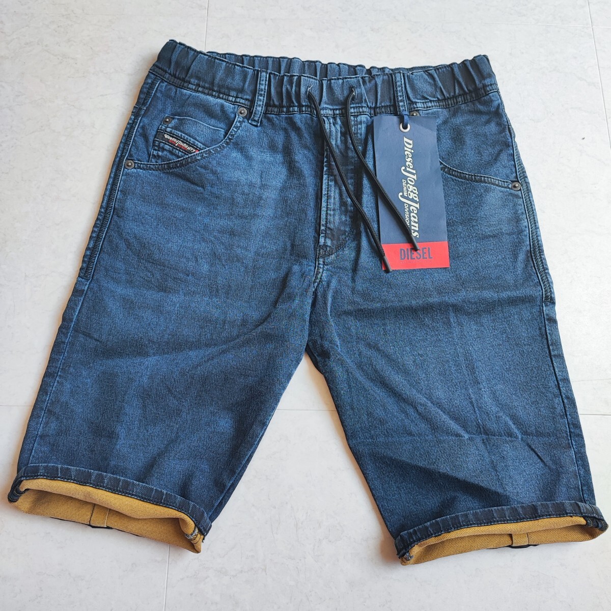 美品 W32 DIESEL デニム ショート ハーフ パンツ JOGG ジョグ 極美品 DIESEL デニム ショート ハーフ パンツ JOGG ジョグ W32