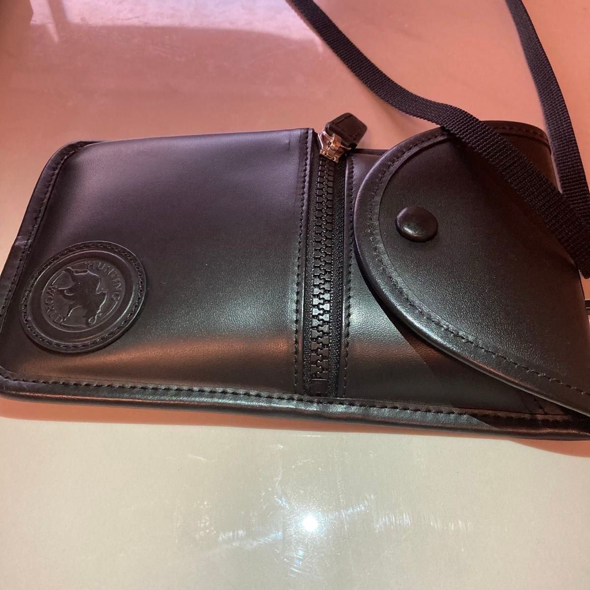 希少 ハンティングワールド スマホショルダー ショルダーバッグ 希少 ハンティングワールド スマホショルダー ショルダーバッグ