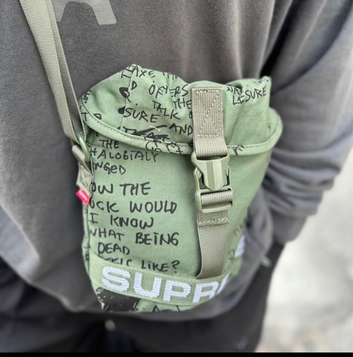Supreme Field Side Bag シュプリーム フィールド サイド バッグ Supreme Field Side Bag シュプリーム フィールド サイド バッグ