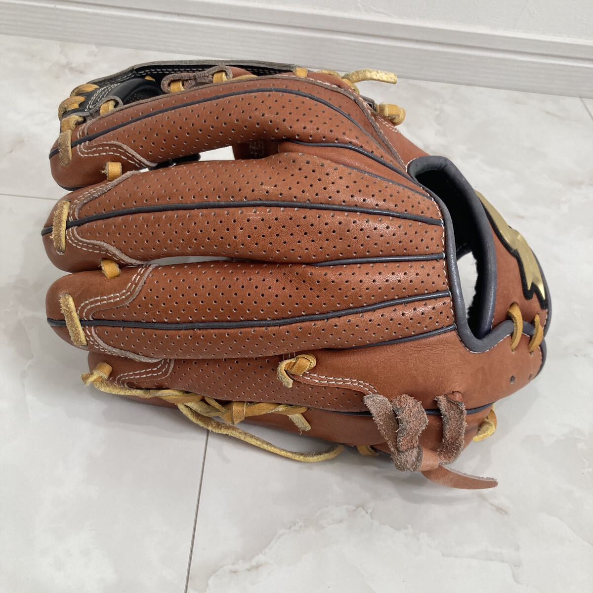Yahoo!オークション - プロ野球選手 実使用グローブ 選手支給品 Yahoo!オークション - プロ野球選手 実使用グローブ 選手支給品