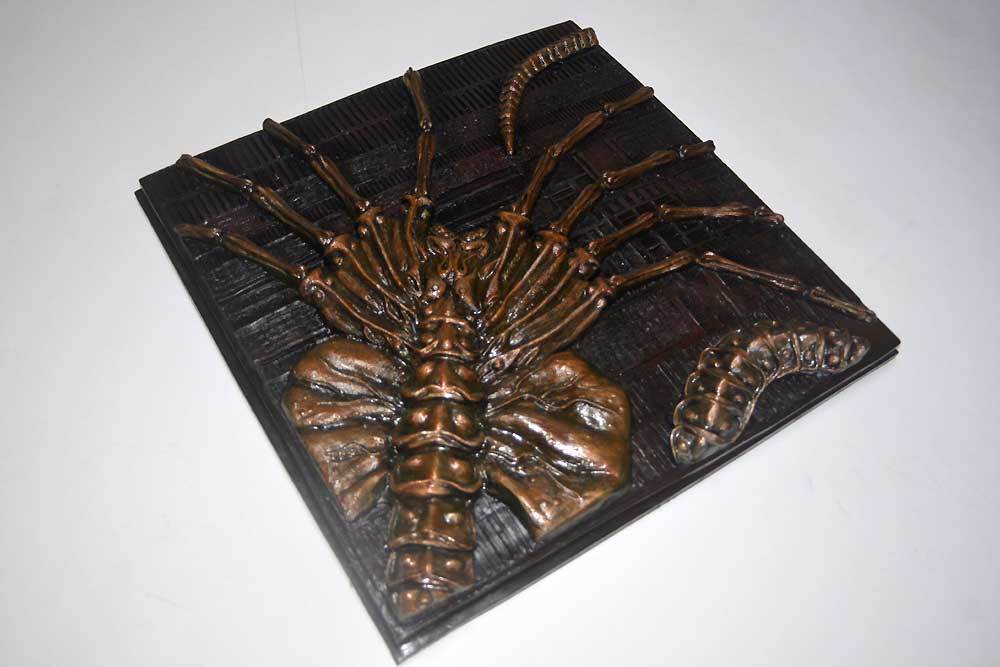  face Hugger relief * garage kit final product * Japan domestic not yet sale goods 