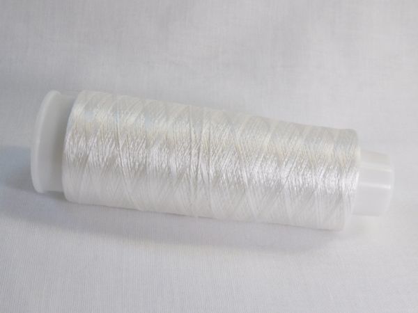 [ new goods *.(tuzuku) brand ] thread *yarn* silk thread * silk 100%*189 Denier *25g* white * bobbin race * handcraft certainly please!
