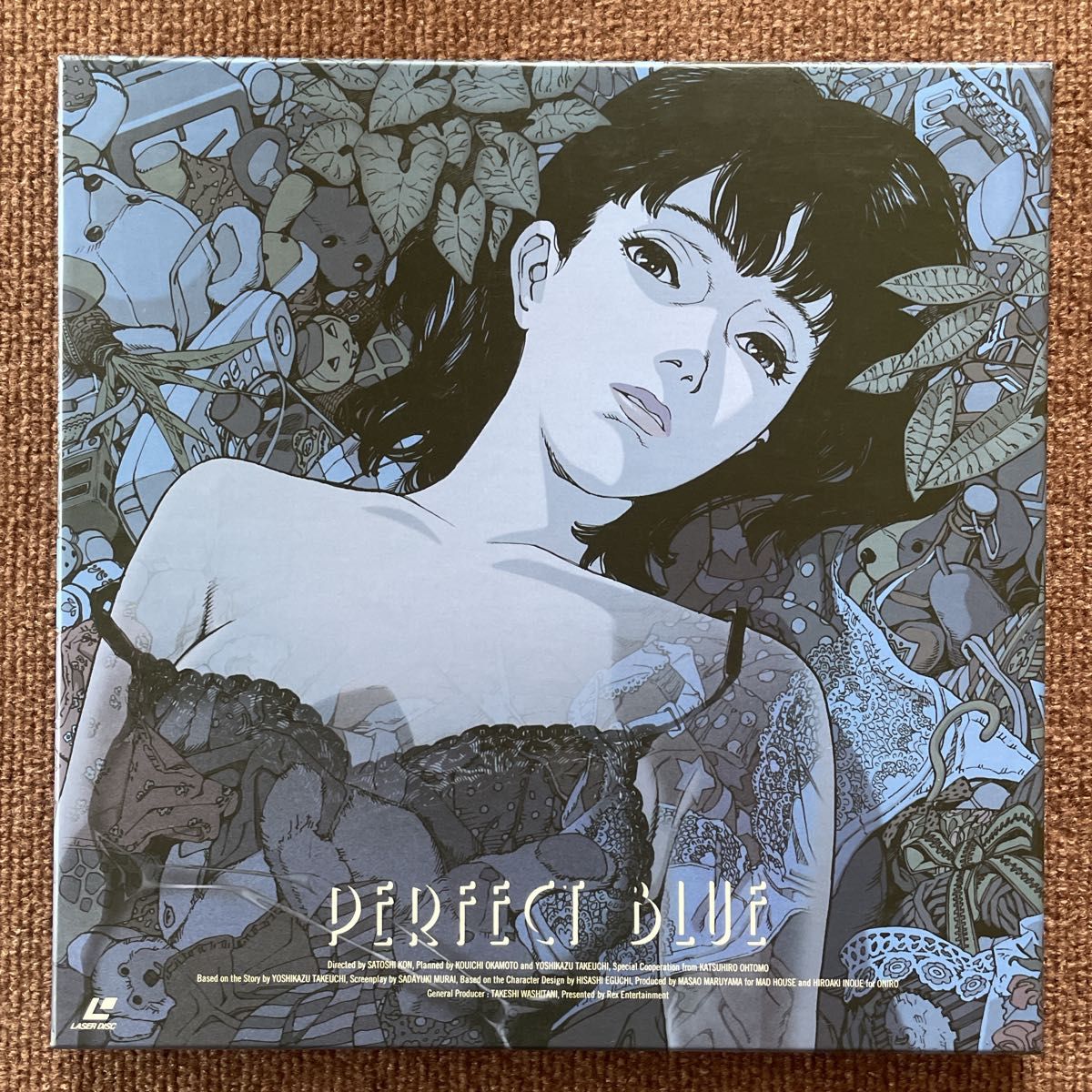 今敏 PERFECT BLUE パーフェクトブルー 初回限定盤 LD レーザーディスク 今敏 PERFECT BLUE パーフェクトブルー 初回限定盤 LD レーザーディスク