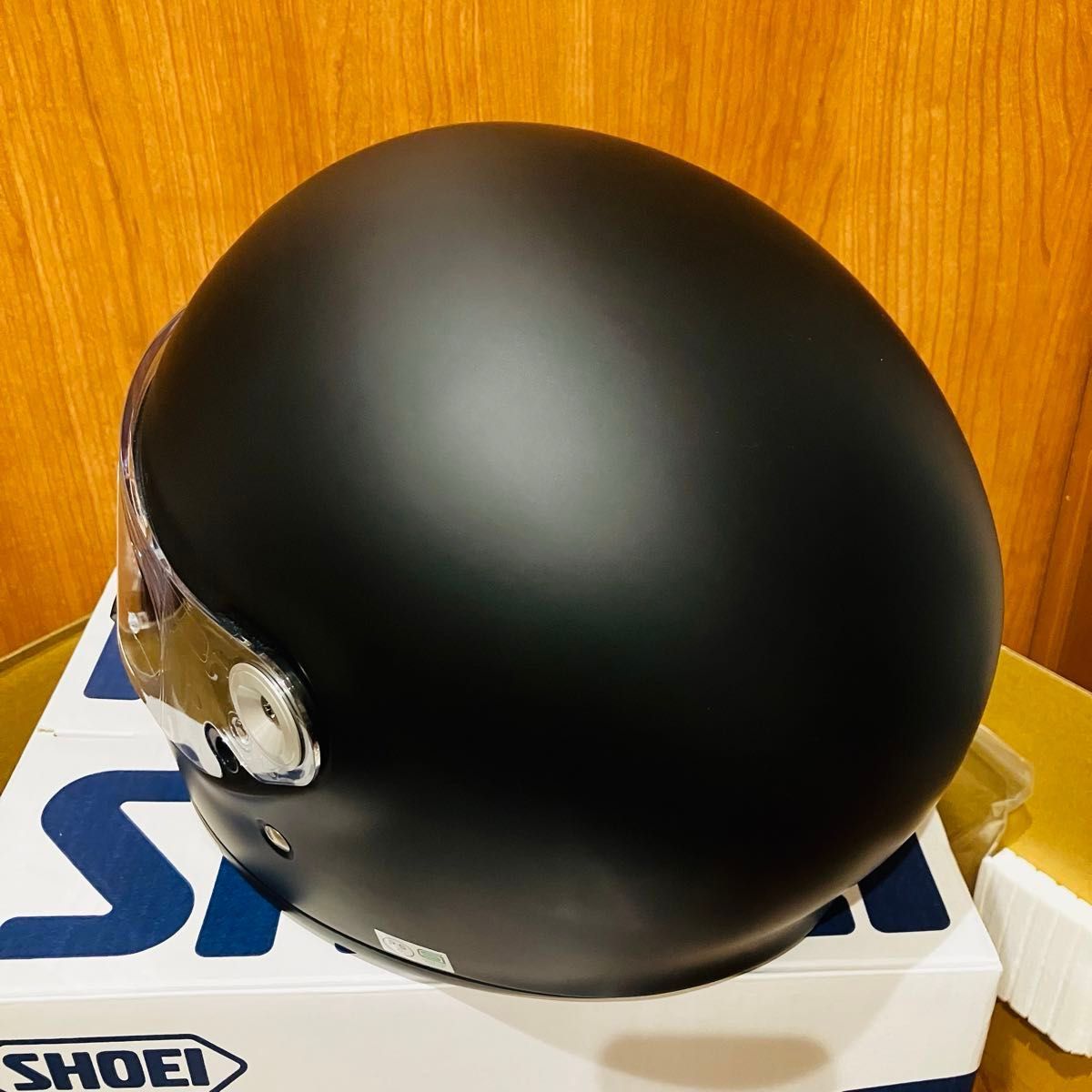 未使用に近い SHOEI グラムスター マットブラック Lサイズ 外箱 未使用に近い SHOEI グラムスター マットブラック Lサイズ 外箱