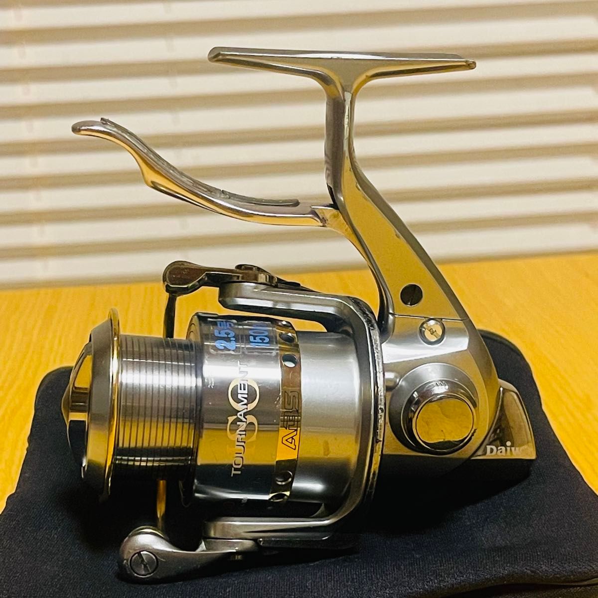 希少・廃盤品】Daiwa TOURNAMENT ISO Z2500LBD トーナメント 希少・廃盤品】Daiwa TOURNAMENT ISO Z2500LBD トーナメント