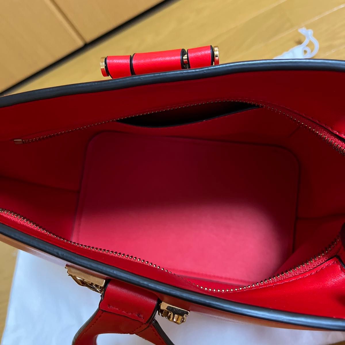 大幅値下げ VERSACE VIRTUS バケットバッグ レッド 美品|Yahoo 大幅値下げ VERSACE VIRTUS バケットバッグ レッド 美品|Yahoo