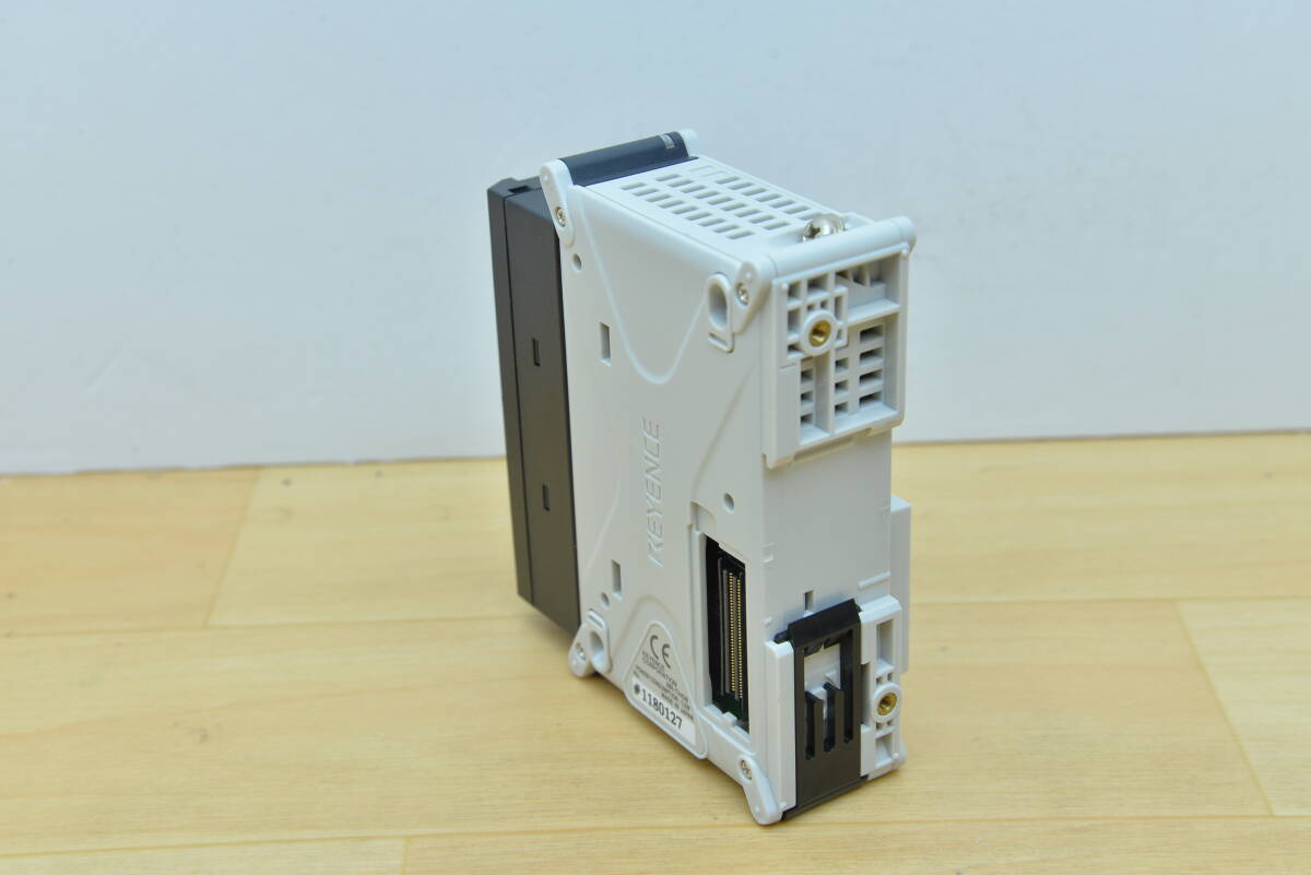NR-TH08 キーエンス インボイス対応 国内 当日出荷可能 動作保証 NR-TH08 キーエンス インボイス対応 国内 当日出荷可能 動作保証