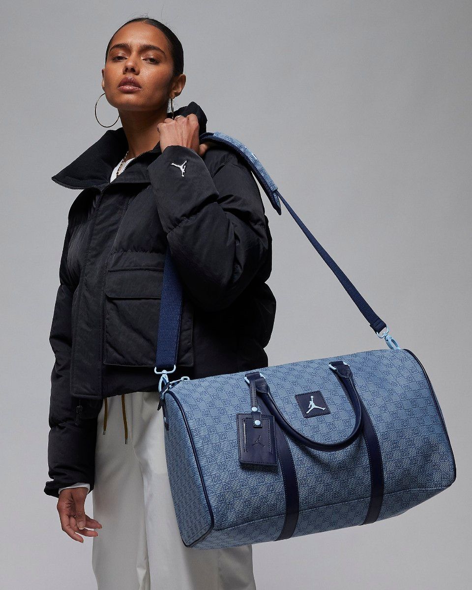 NIKE Jordan Monogram Duffle Bag 2WAY ジョーダン モノグラム NIKE Jordan Monogram Duffle Bag 2WAY ジョーダン モノグラム