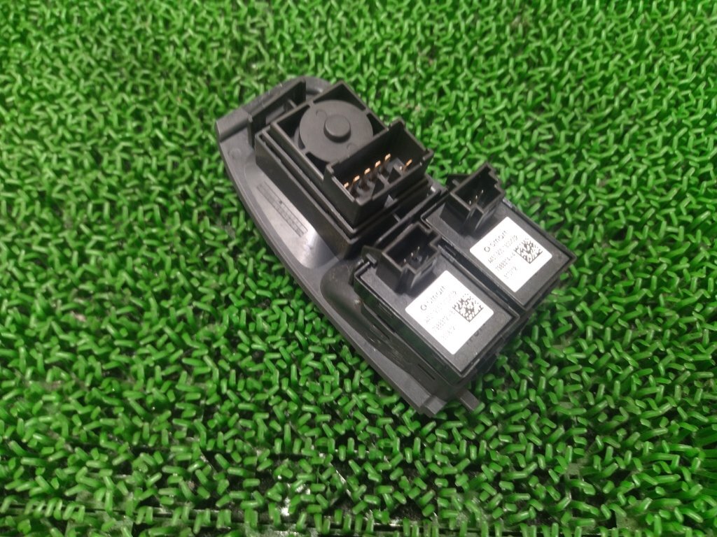 item_image_4