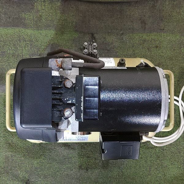 A24s241535 東芝 VLT10D-2T F1-0.2kw TOSCON オイルフリー A24s241535 東芝 VLT10D-2T F1-0.2kw TOSCON オイルフリー
