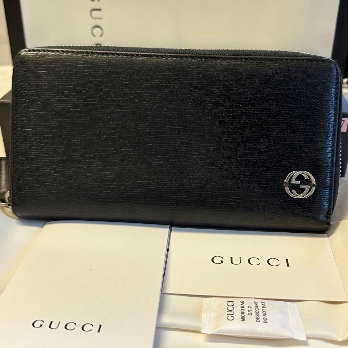 新品同様 グッチ GUCCI 財布 長財布 シェリーライン ラウンド 新品同様 グッチ GUCCI 財布 長財布 シェリーライン ラウンド