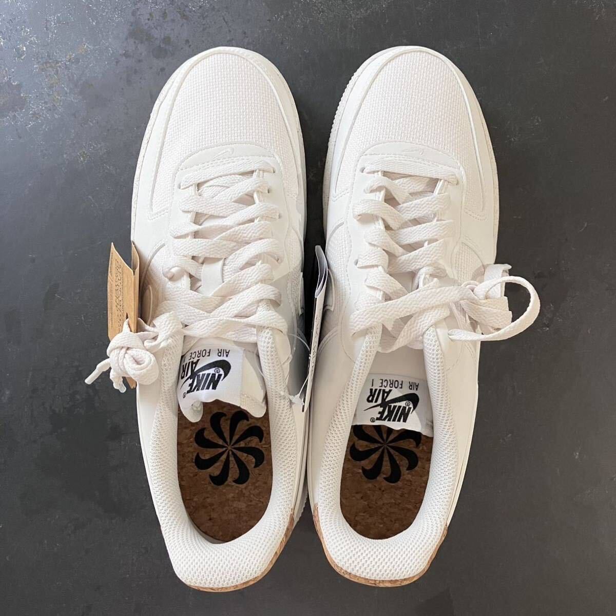 28cm NIKE AIR FORCE 1 '07 LV8 DV7184-001 ナイキ エア 28cm NIKE AIR FORCE 1 '07 LV8 DV7184-001 ナイキ エア