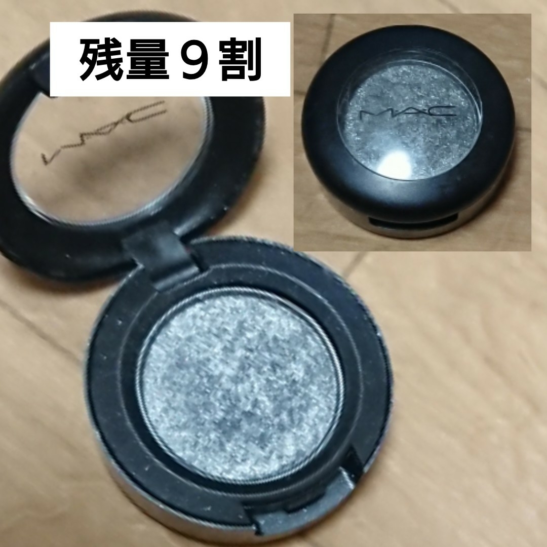 [ remainder amount 9 break up ]MAC/ small eyeshadow ( Night to rain )