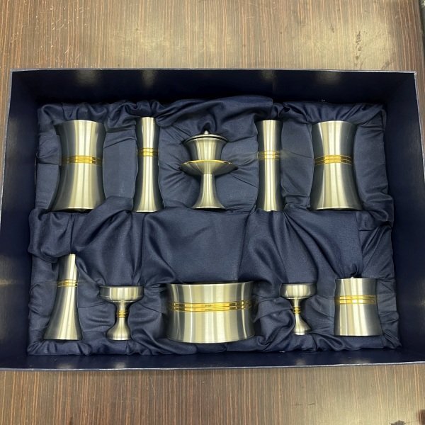 松山仏具工房出品」燭台 真鍮製 消鍍金 高さ 21cm 仏壇・仏具 松山仏具工房出品」燭台 真鍮製 消鍍金 高さ 21cm 仏壇・仏具
