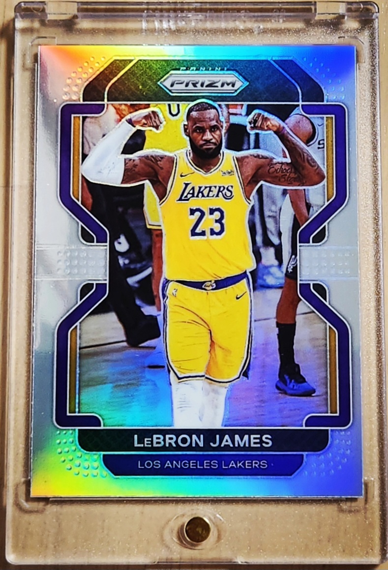 NBA LeBRON JAMES 1of1 ジャージカード(コレクションすべき NBA LeBRON JAMES 1of1 ジャージカード(コレクションすべき