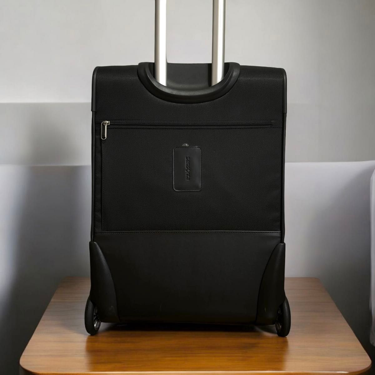 非売品】Samsonite×Mercedes-Benz キャリーケース サムソナイト 非売品】Samsonite×Mercedes-Benz キャリーケース サムソナイト