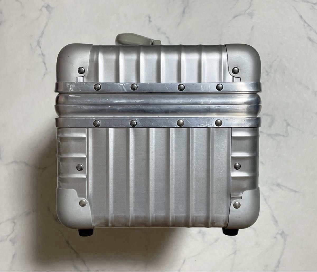RIMOWA リモワ ビューティーケース ハンドバッグ コスメ ポーチ RIMOWA リモワ ビューティーケース ハンドバッグ コスメ ポーチ