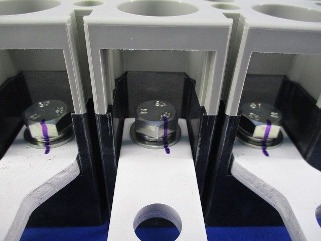 漏電遮断器3P3E250A NV400-CW 分電盤・ブレーカー 漏電遮断器3P3E250A NV400-CW 分電盤・ブレーカー