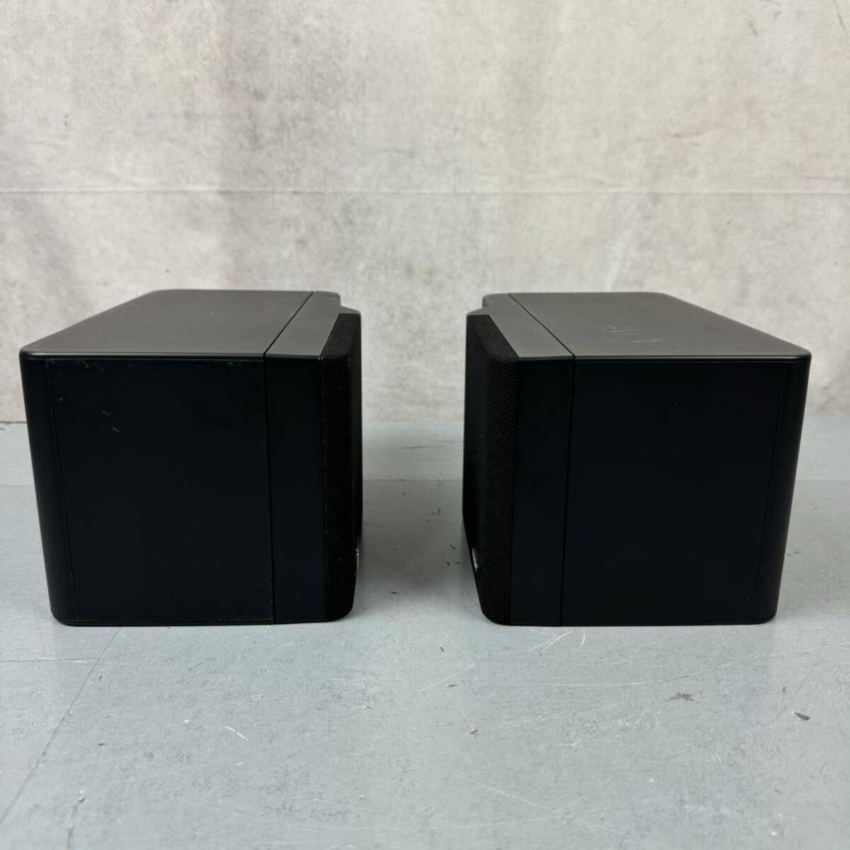 スピーカーペア/BOSE 101MMW/音出し確認済/天吊りブラケット スピーカーペア/BOSE 101MMW/音出し確認済/天吊りブラケット