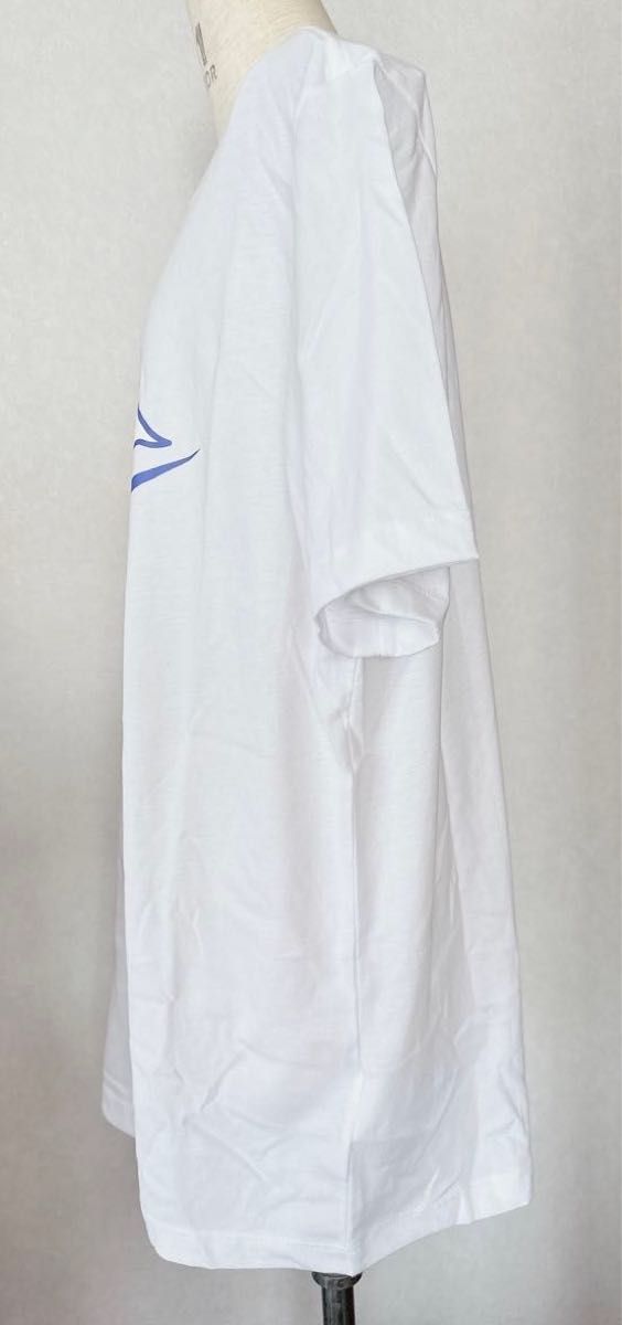 ラス1 限定コラボ NIKE × new jeans Tシャツ 韓国 ナイキ 白 L ラス1 限定コラボ NIKE × new jeans Tシャツ 韓国 ナイキ 白 L