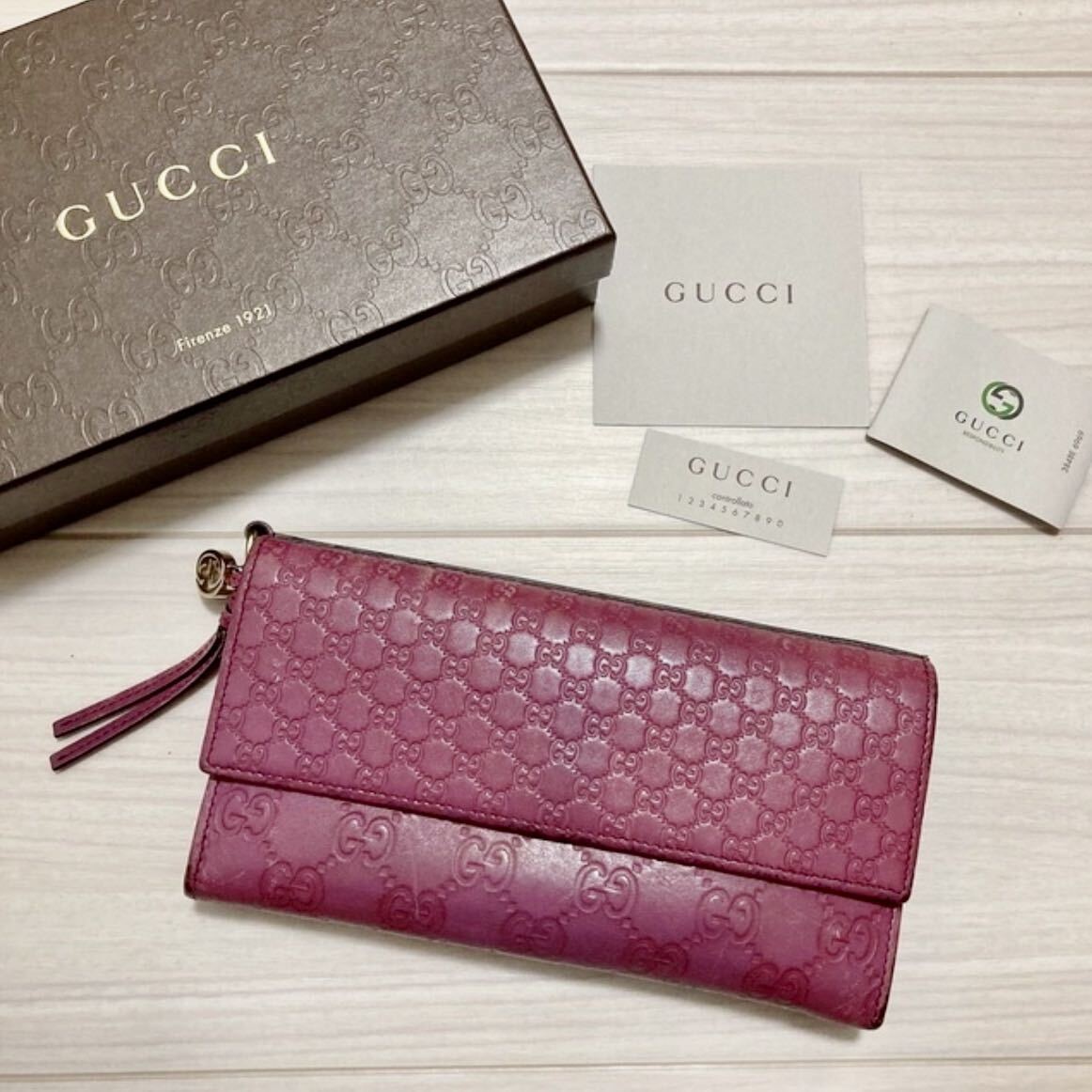 GUCCI グッチ レディース 長財布 革財布 折り財布 グッチシマ マイクロシマ GG柄 型押し 本革 牛革 レザー ピンク 箱付き ブランド