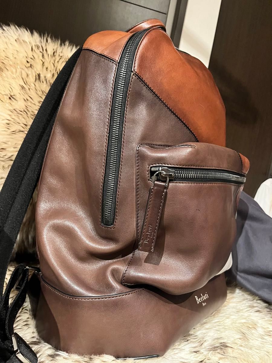 ベルルッティ berluti 本革リュックサック レザー 限定モデル ベルルッティ berluti 本革リュックサック レザー 限定モデル