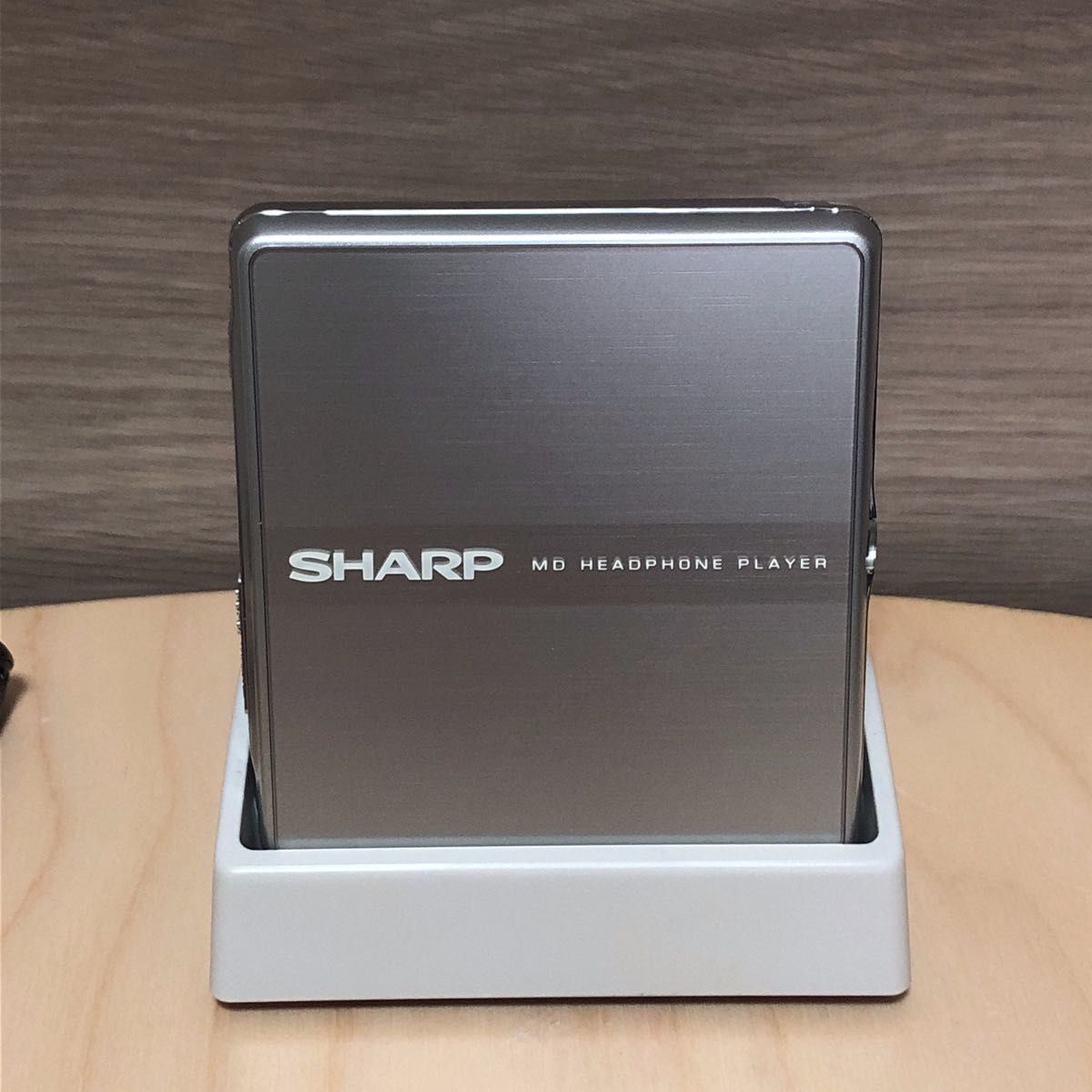 SHARP MD-ST600S ポータブルMDプレーヤー 新品バッテリー付き SHARP MD-ST600S ポータブルMDプレーヤー 新品バッテリー付き