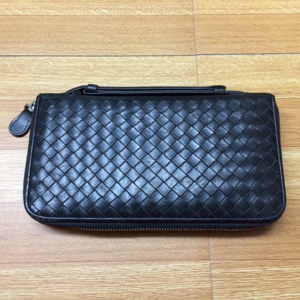 □BOTTEGA VENETA ボッテガ ヴェネタ　ポーチ・マルチケース・長財布(ブラック)□