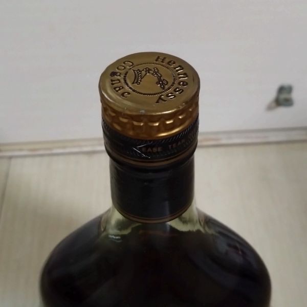 ヘネシーXO 金キャップ グリーンボトル 700ml 未開封 古酒 ヘネシーXO 金キャップ グリーンボトル 700ml 未開封 古酒