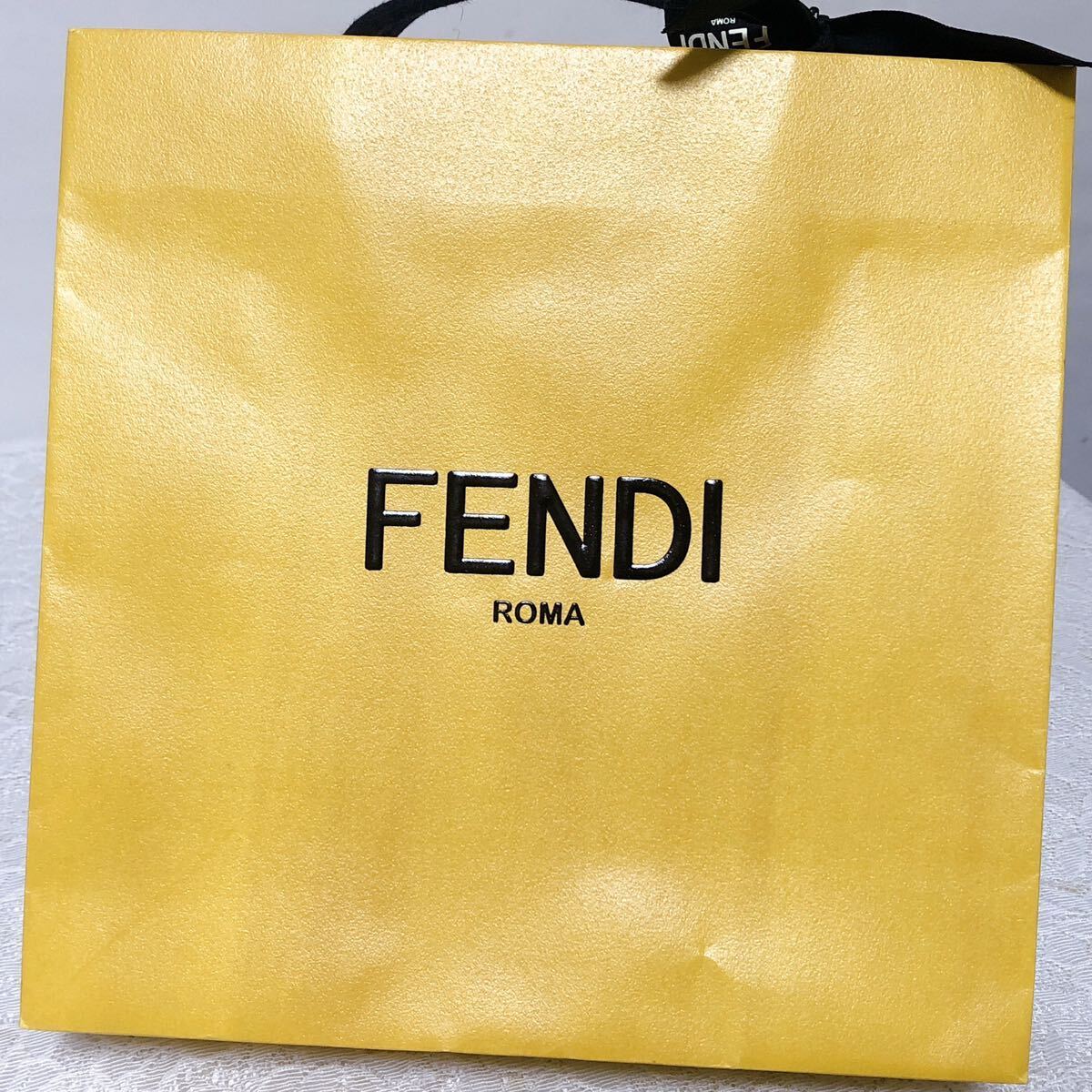 フェンディ「FENDI」ショッパー (4027) 正規品 付属品 ショップ フェンディ「FENDI」ショッパー (4027) 正規品 付属品 ショップ