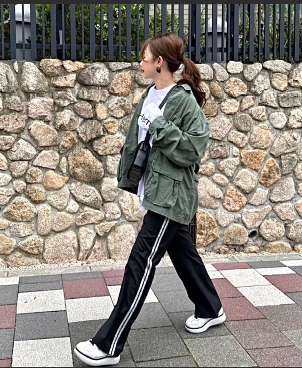 Onitsuka Tiger DELECITY|Yahoo!フリマ(旧PayPayフリマ) Onitsuka Tiger DELECITY|Yahoo!フリマ(旧PayPayフリマ)