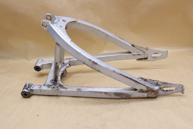  Yamaha DT50(6V) 17W качающийся рычаг Swing Arm Y299-61